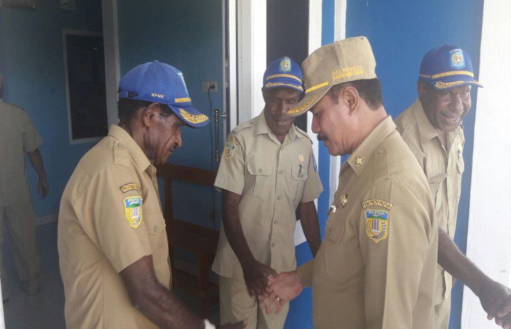 Pjs Bupati Mamteg Ajak ASN Dukung Layanan Pemerintahan